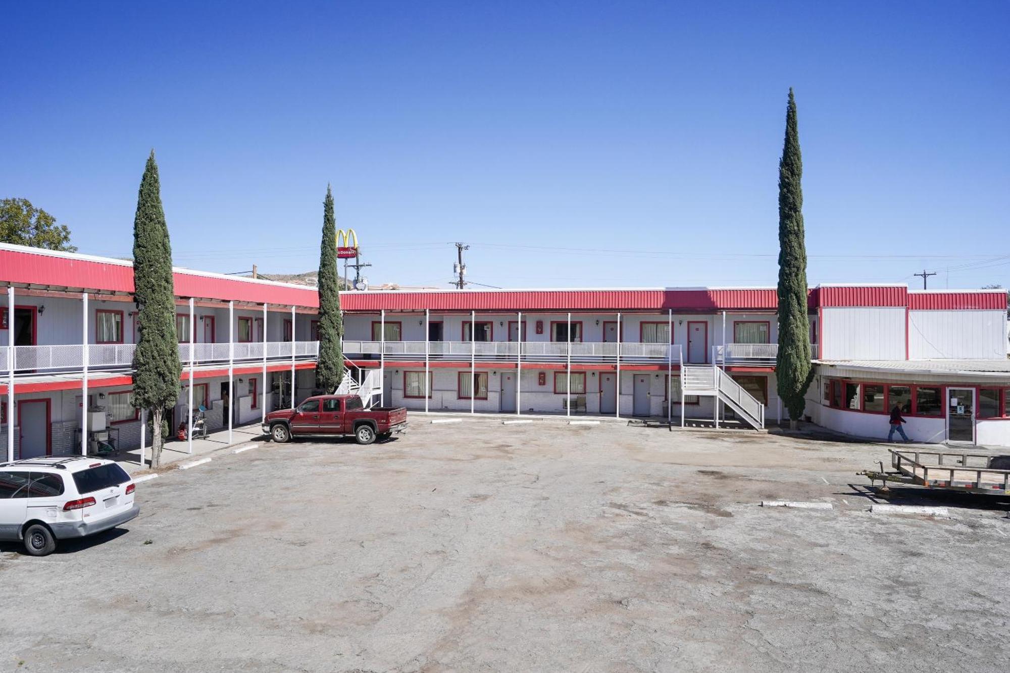 Hotel Oyo Alpine Tx Near Big Bend National Park Exterior foto